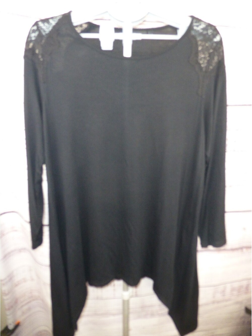 APT. 9 Women's Black Lace Shoulder Long Sleeve Tunic Top Blouse Size Large L J4